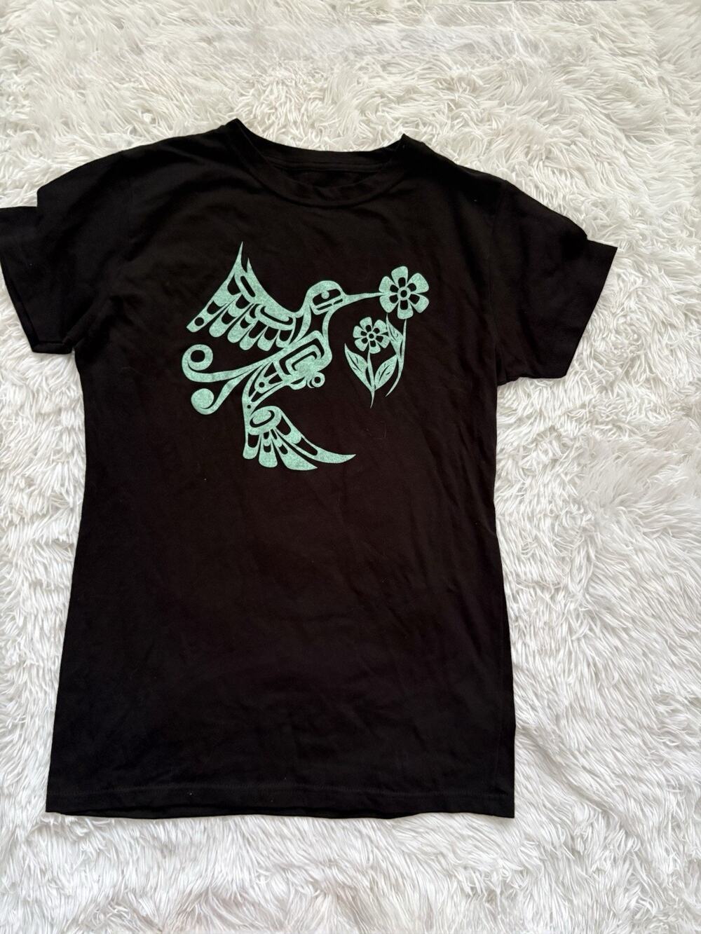 Native Northwest Women’s XL Black Bird & Flower Design Tee. Great Item. Comf